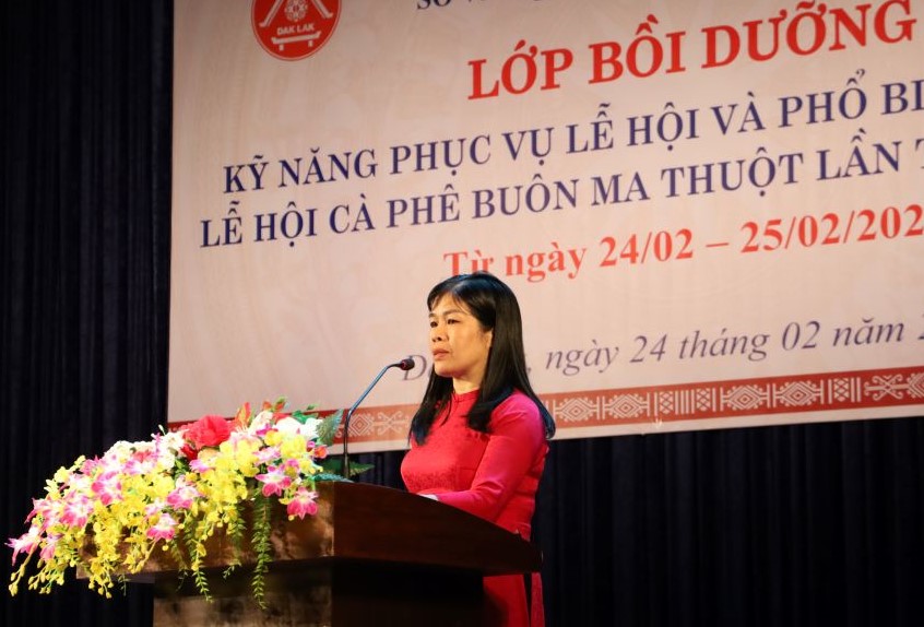 Bà Nguyễn Thụy Phương Hiếu - Phó Giám đốc Sở phát biểu khai mạc 
